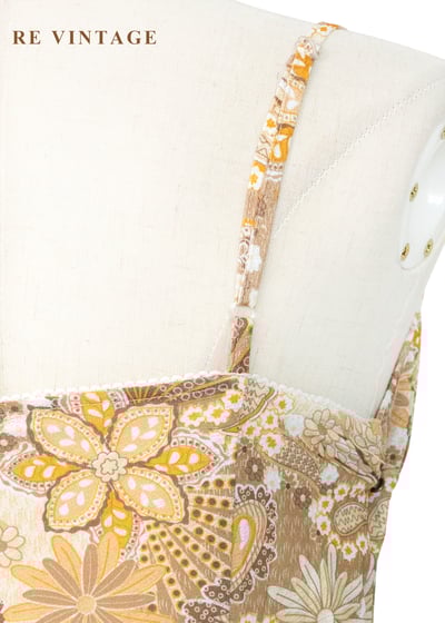 法式暖陽漫步細肩帶洋裝16