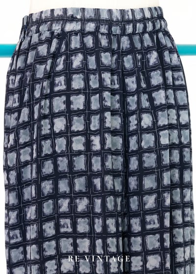 灰黑色格紋雪紡寬版長褲（24-27")8