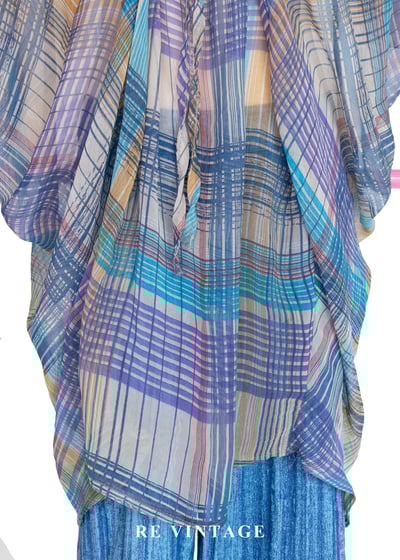 幻彩光影格子輕盈罩衫上衣3