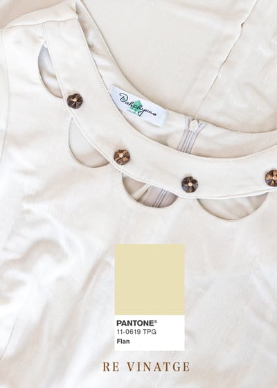 垂墜感超美的米黃色彈性長洋裝9