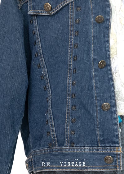 黑色袖珍小花刺繡深藍牛仔外套12