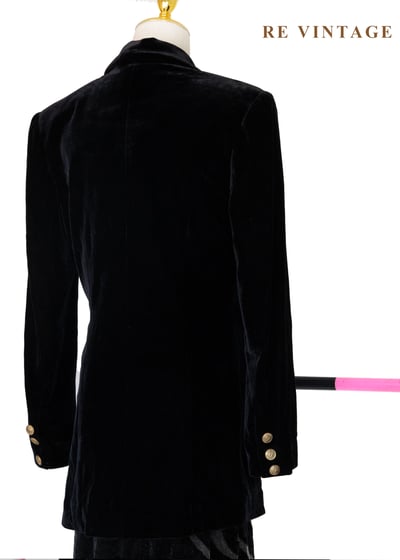 質感單品 - 金釦黑絨西裝外套9
