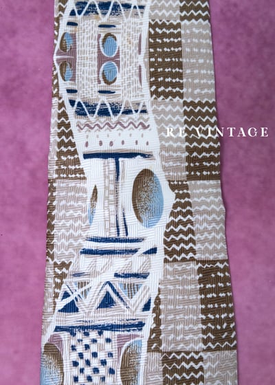 藍釉淘氣雕刻領帶6