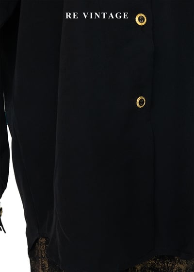 質感單品 - 法式雕花金釦鏤空領黑襯衫9