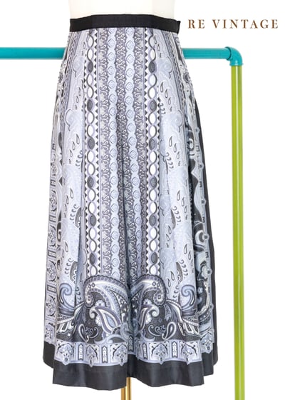 Scarf Print 漂亮的淺淺藍印花中長裙（27"）1