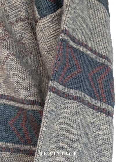 石林晨光幾何圖騰針織毛衣9