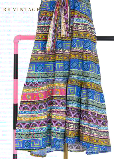 夏日樂園層層圖騰平口洋裝4