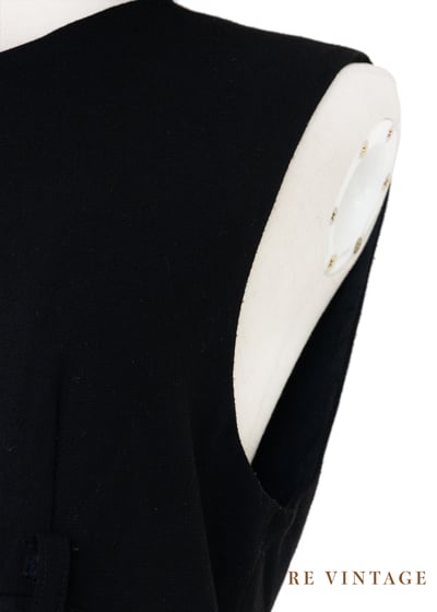 必備單品 - 百搭黑系低調黑色小洋裝4