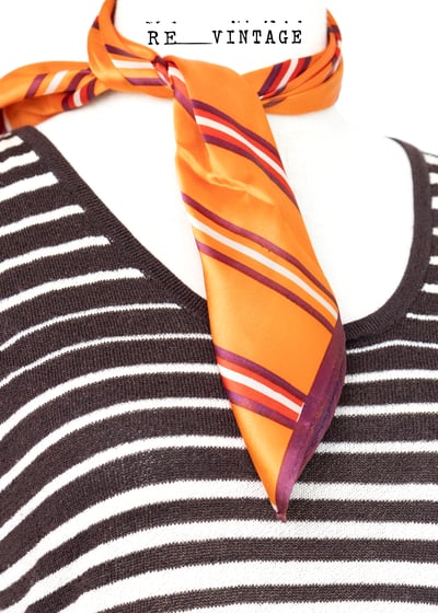 深咖啡色漸變線條薄款針織背心3