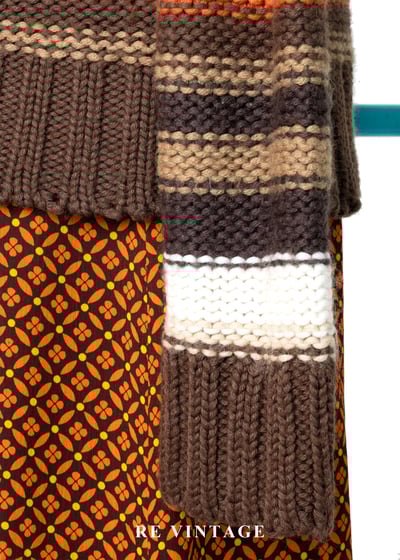 南瓜咖啡奶泡線條斜肩針織毛衣8