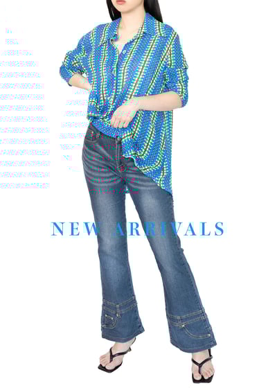 口袋設計拼接帥氣的牛仔喇叭褲1