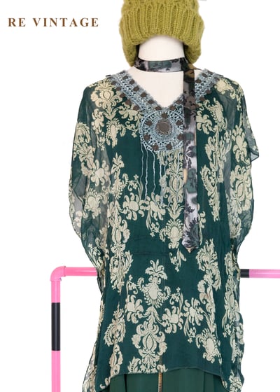 東歐精緻圖騰流蘇硬幣垂墜感上衣1