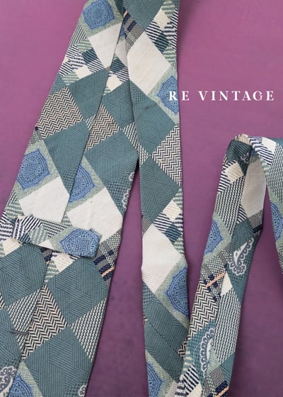 奶綠色變形蟲菱格紋領帶3