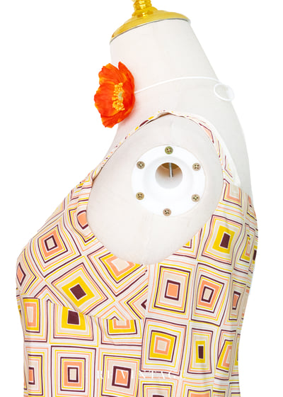 甜橘色跳格子夏日洋裝9