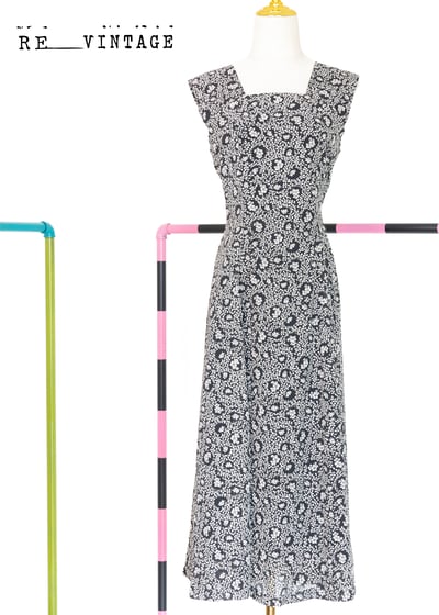 小碎花黑白色氣質長洋裝1