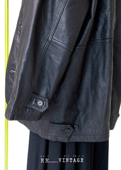 高級霧面黑長版皮革外套8