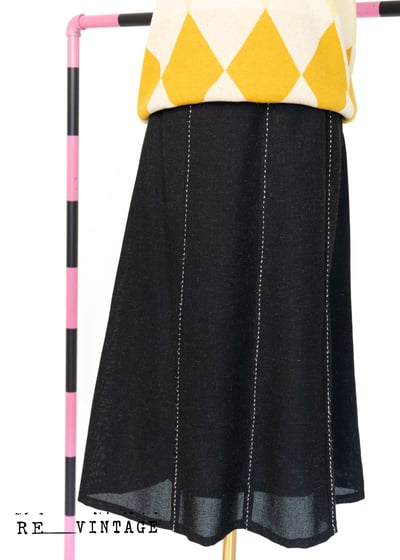 白線條灰黑色中長裙6