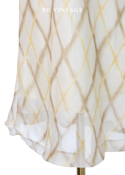 奶油雲階菱格紋氣質洋裝12