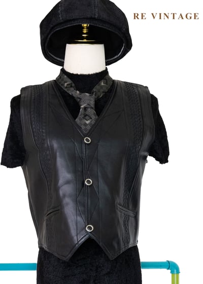 質感單品 - 編織工藝皮革背心1