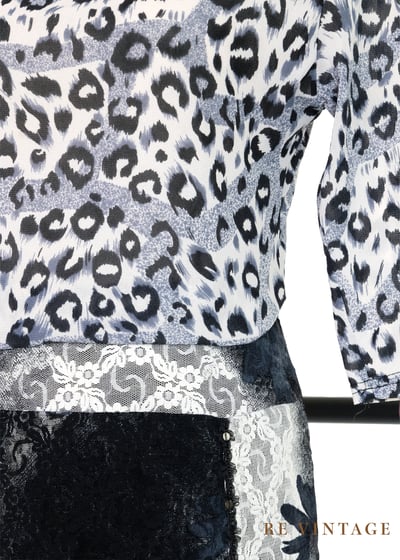 灰黑色小豹紋垂墜領上衣7