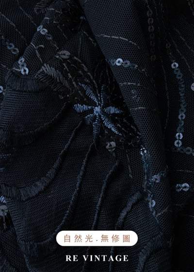 夜色中的黑曜石- 古典亮片刺繡透膚襯衫13