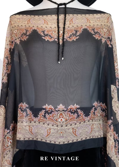 古典花紋邊框黑深罩衫3