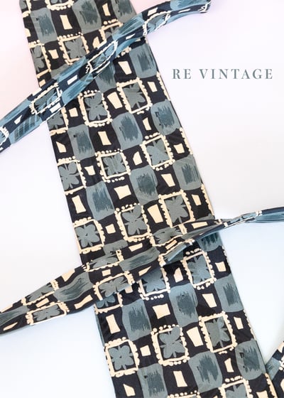 小白格藍小花領帶5