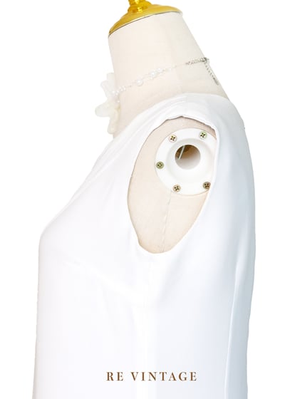 氣質單品 - 領口設計線條純白小洋裝8