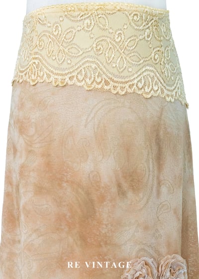 流浪詩人暈染立體玫瑰花美裙（26-29"）3