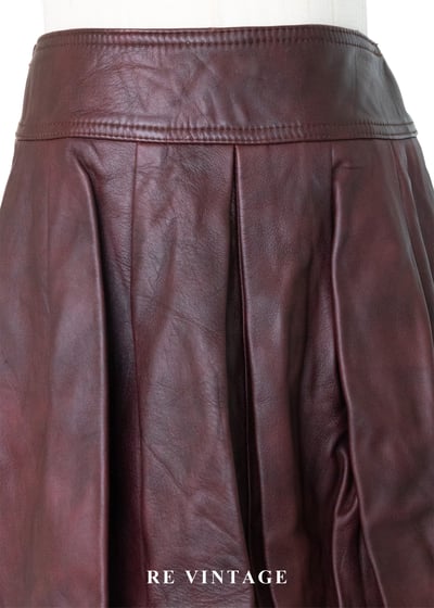 辣味勃根地皮革燈籠短裙（27"）3