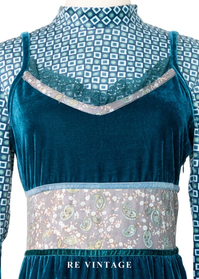 層光之海流動柔光絨布洋裝5