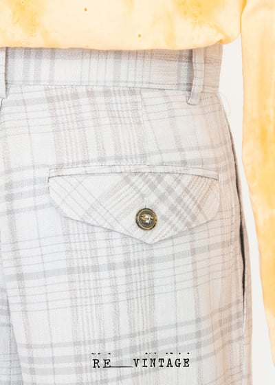 淺灰小格紋西裝短褲7