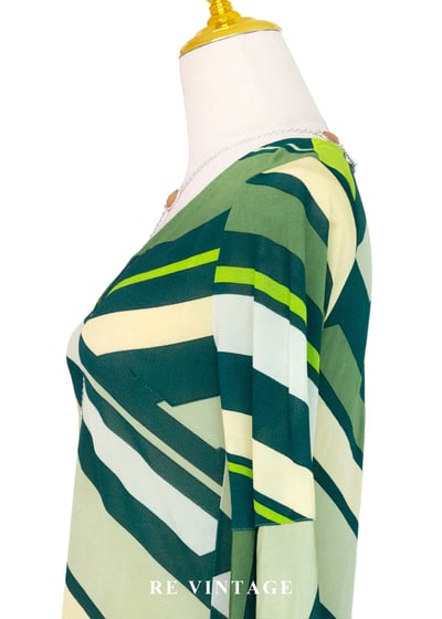 摩登綠層層疊疊幾何線條洋裝11