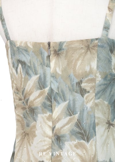 南法莊園 - 低飽和大地色花卉細肩帶洋裝13