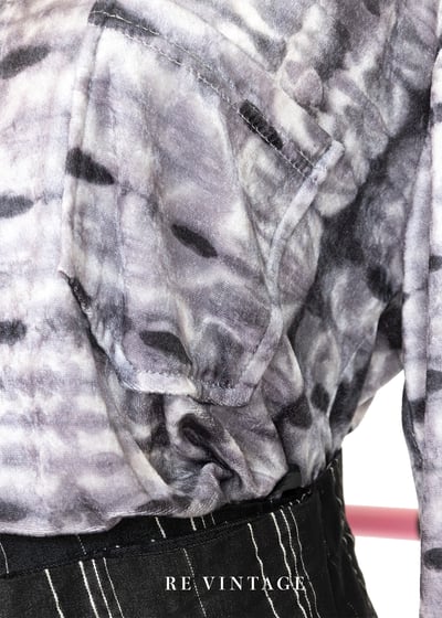 銀灰色の暈染斑紋絨布襯衫8