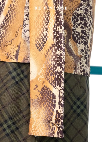 冷豔危險感蟒蛇紋上衣10