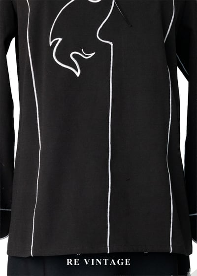 大嘴鳥幾何滾邊白線上衣5