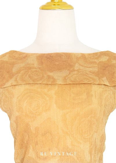 Misted Yellow 玫瑰一字領上衣3