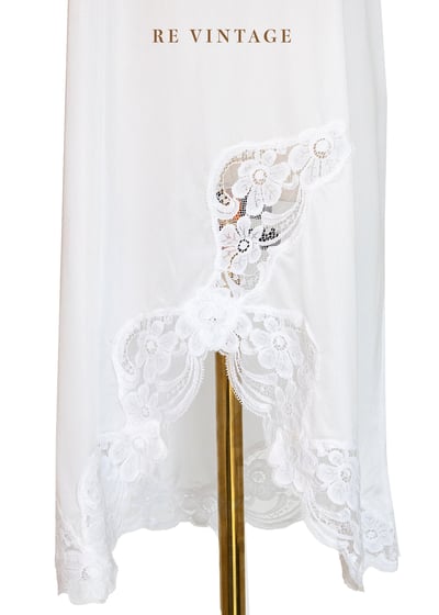 白色小精靈蕾絲內搭洋裝4