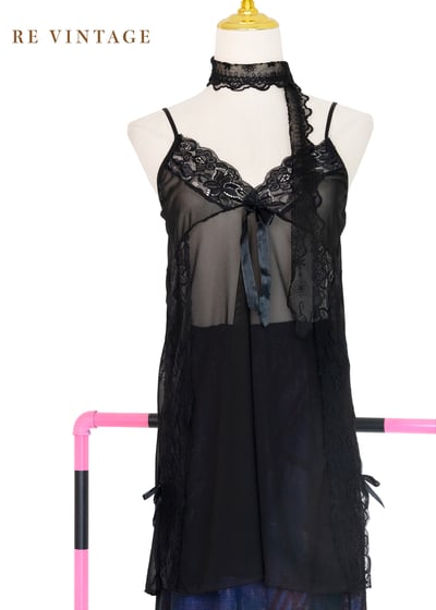 黑系蕾絲網紗透膚細肩帶背心1