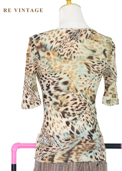豹紋野性釘珠拼接上衣9