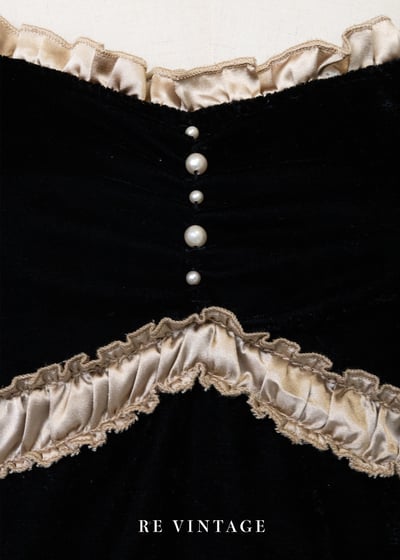 天鵝絨夜曲交響約細肩帶背心5