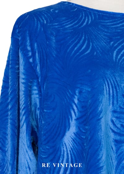 克萊因藍深海波紋絨布上衣6