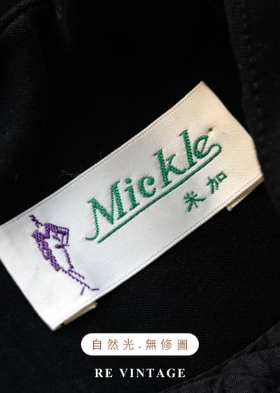 質感單品 - 極簡俐落金釦黑色迷你洋裝13