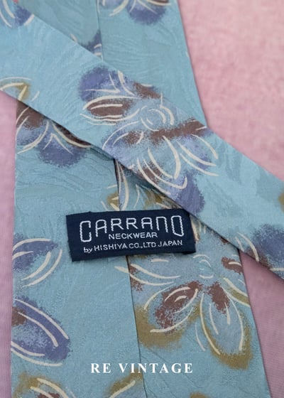 天藍色的花卉邂逅領帶5