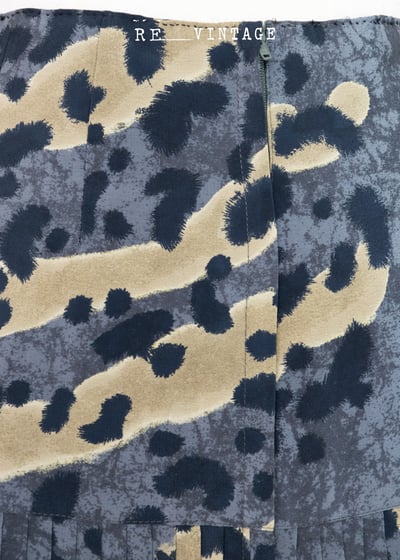 灰綠色幾何豹紋百摺短裙6