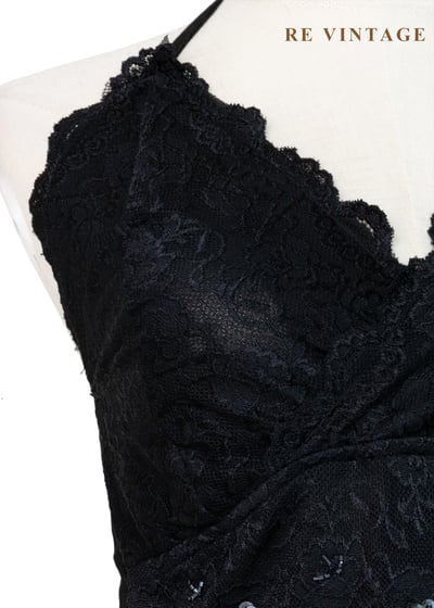 星空下的黑蕾絲與亮片繞頸背心5