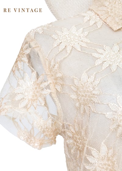 Dark Butter 透膚小花短版上衣5