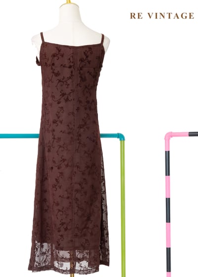 紅棕古典蔓藤細肩帶長洋裝10