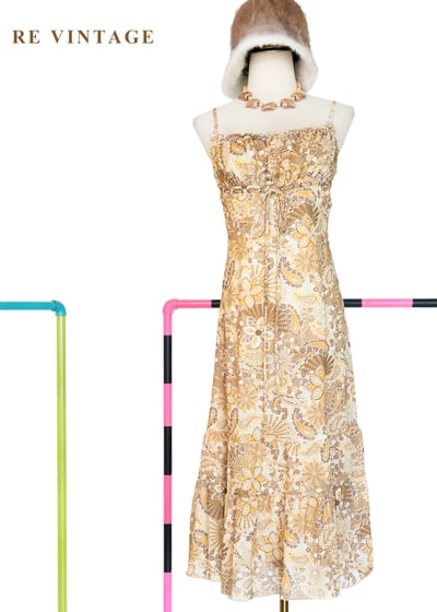 法式暖陽漫步細肩帶洋裝1